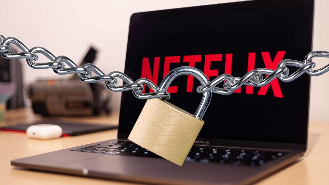 netflix blocco account condivisi