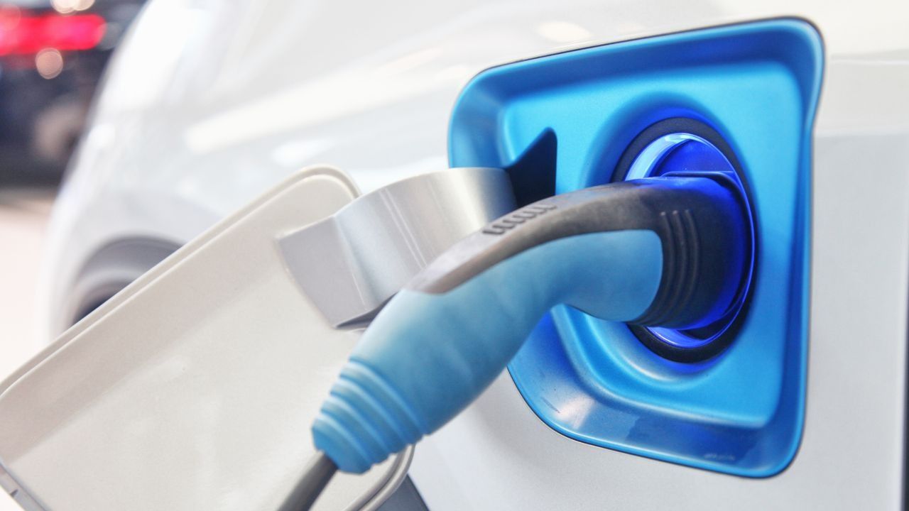 attenzione alle truffe alle auto elettriche usate