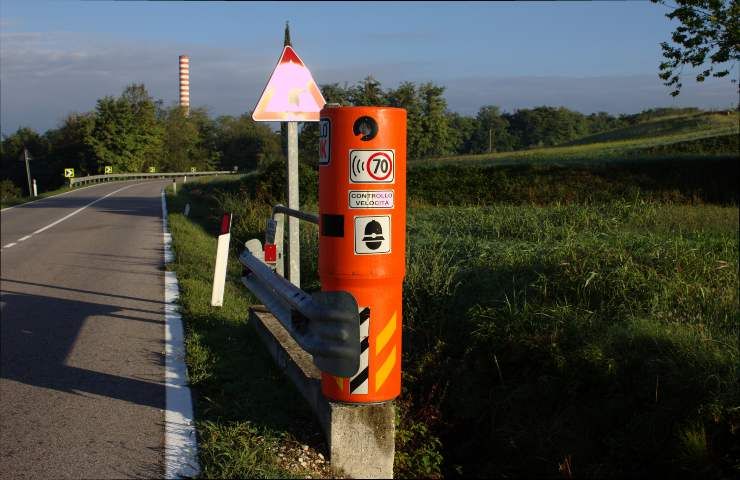 capire se autovelox è acceso o spento