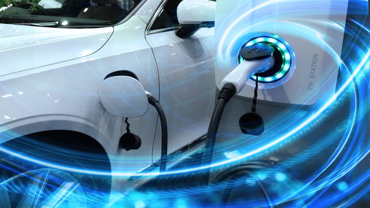 Auto elettrica: come e dove ricaricarla gratis