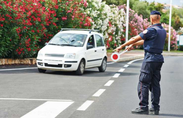 Assicurazione scaduta auto sanzioni