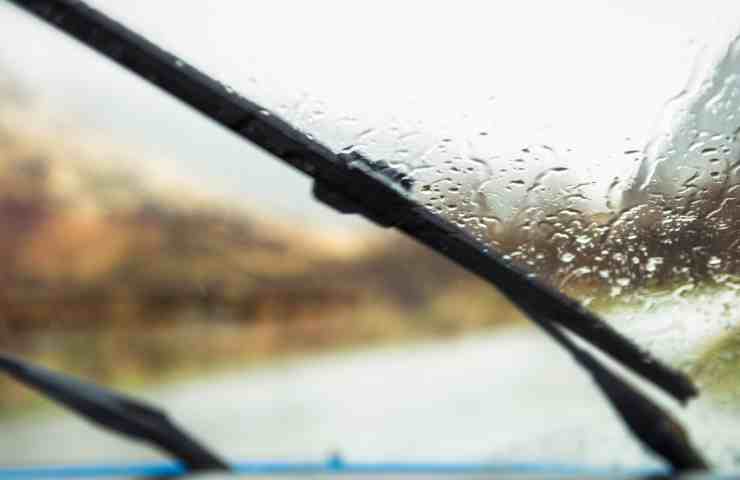 Parabrezza auto miscela pulire pioggia