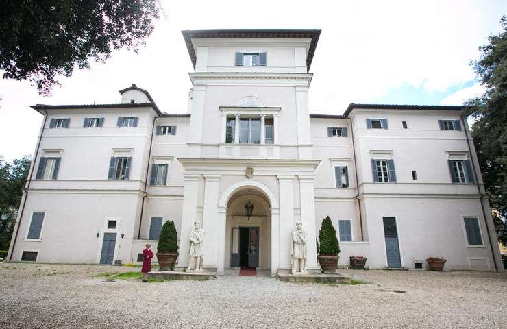 casino aurora sfratto