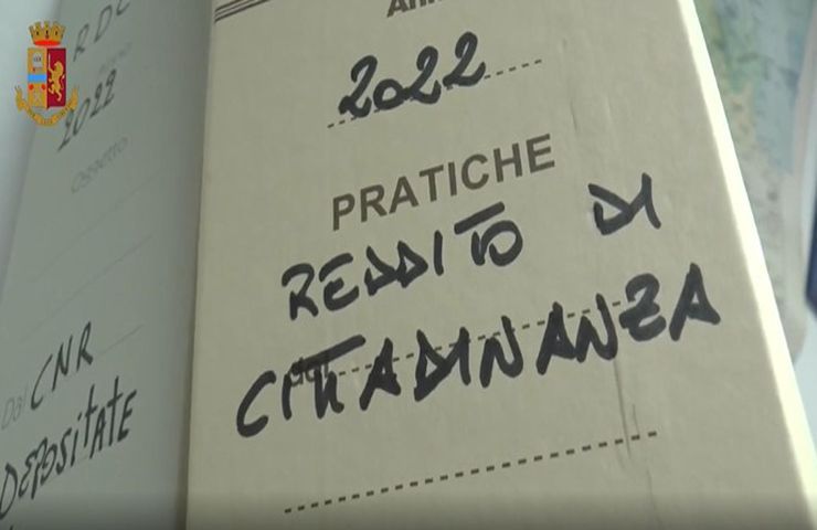 Carta Acquisti o Reddito di Cittadinanza: puoi averli entrambi