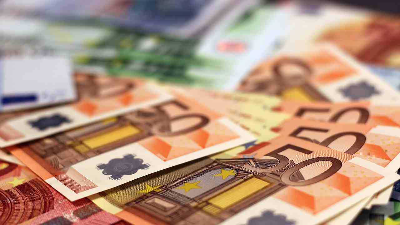 Salario a 14 euro l'ora