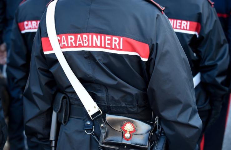 carabinieri divisa