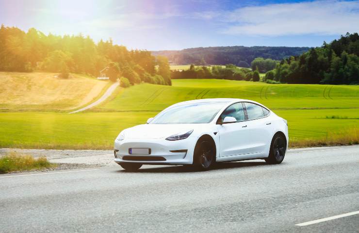 Tesla Model 3 prezzo