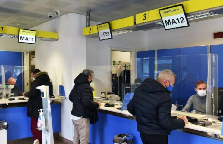 poste italiane derubava anziani