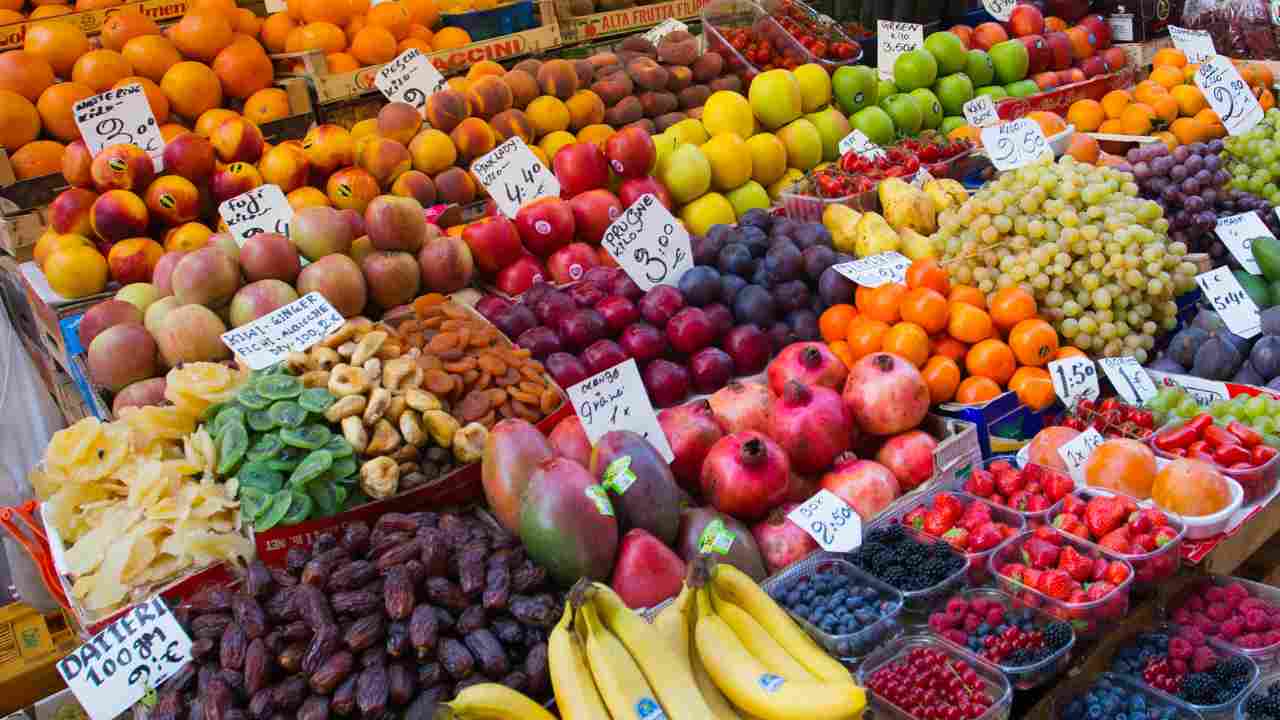 frutta e verdura all'ingrosso e dettaglio