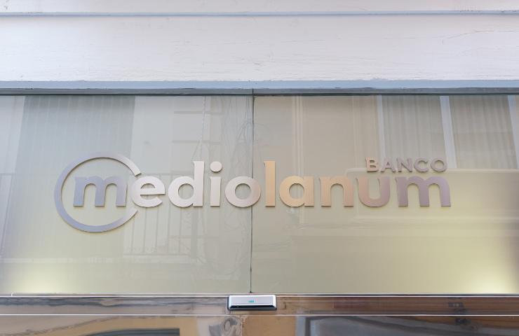 Banca Mediolanum testamento Berlusconi